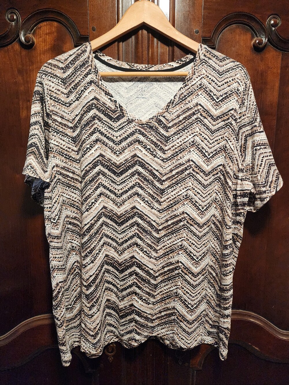 CROFT & BARROW - V-neck Herringbone T-Shirt